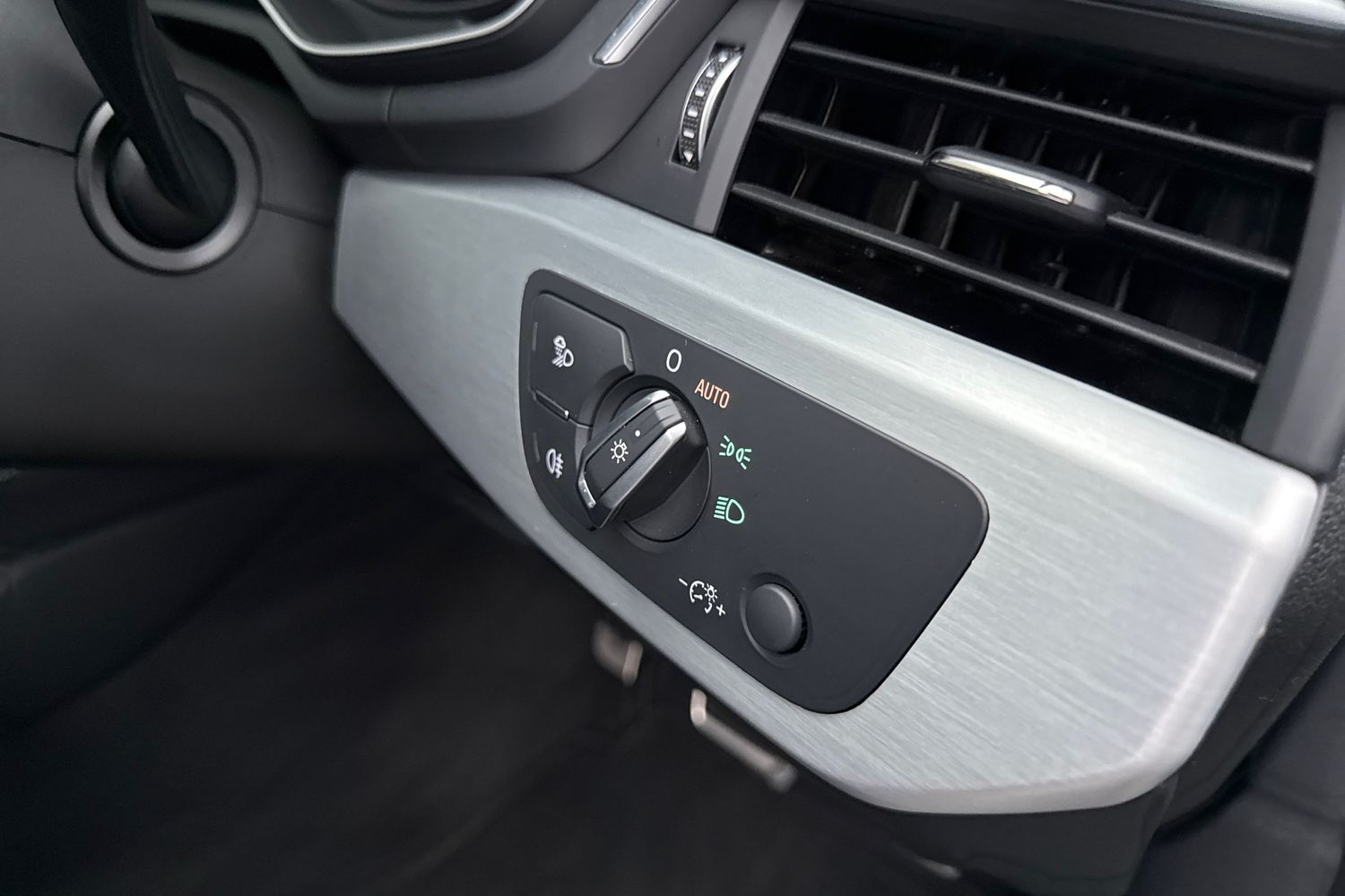 Used Audi A4 2018 for sale - 76495067: Photo 45