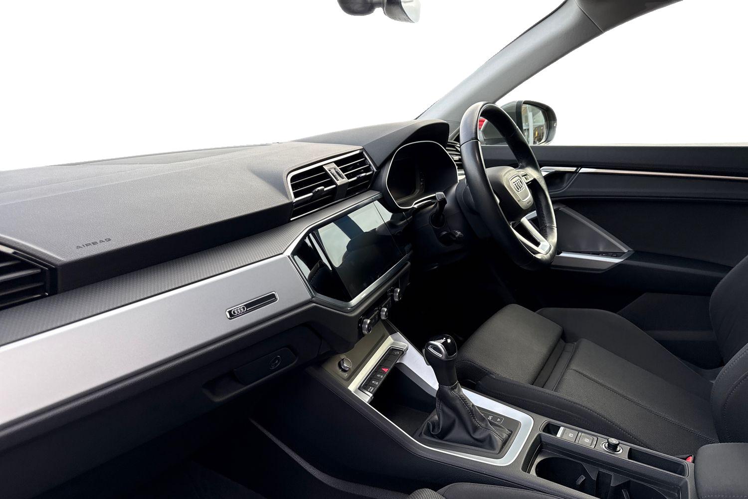 Used Audi Q3 2021 for sale - 76220270: Photo 15