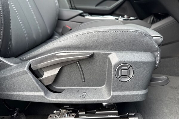 Used Audi Q6 e-tron 2025 for sale - 75412156: Photo 44