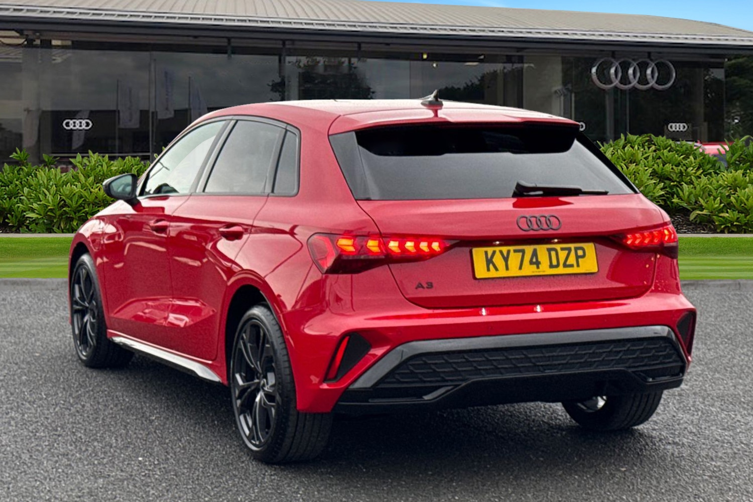 Used Audi A3 2025 for sale - 77000808: Photo 2