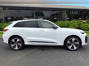 Used Audi Q5 2025 for sale - 77206604: Photo