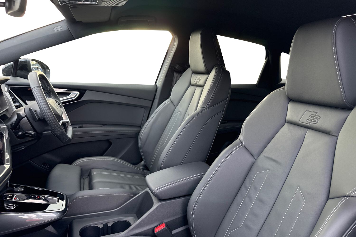 Used Audi Q4 e-tron 2025 for sale - 77368682: Photo 16