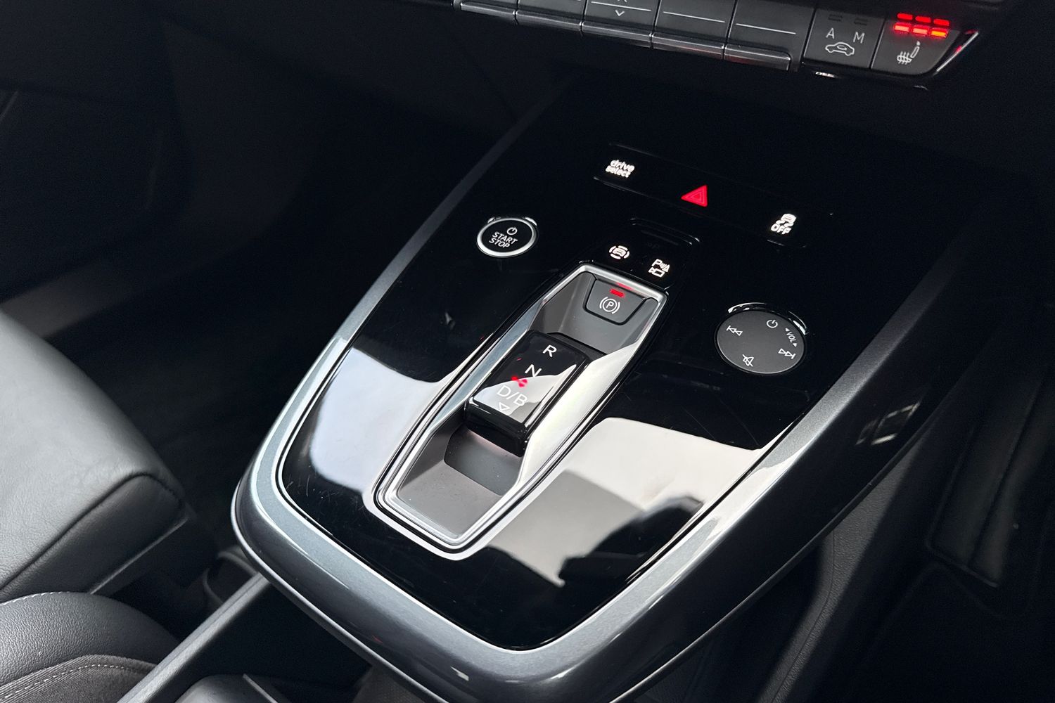 Used Audi Q4 e-tron 2025 for sale - 77368682: Photo 23