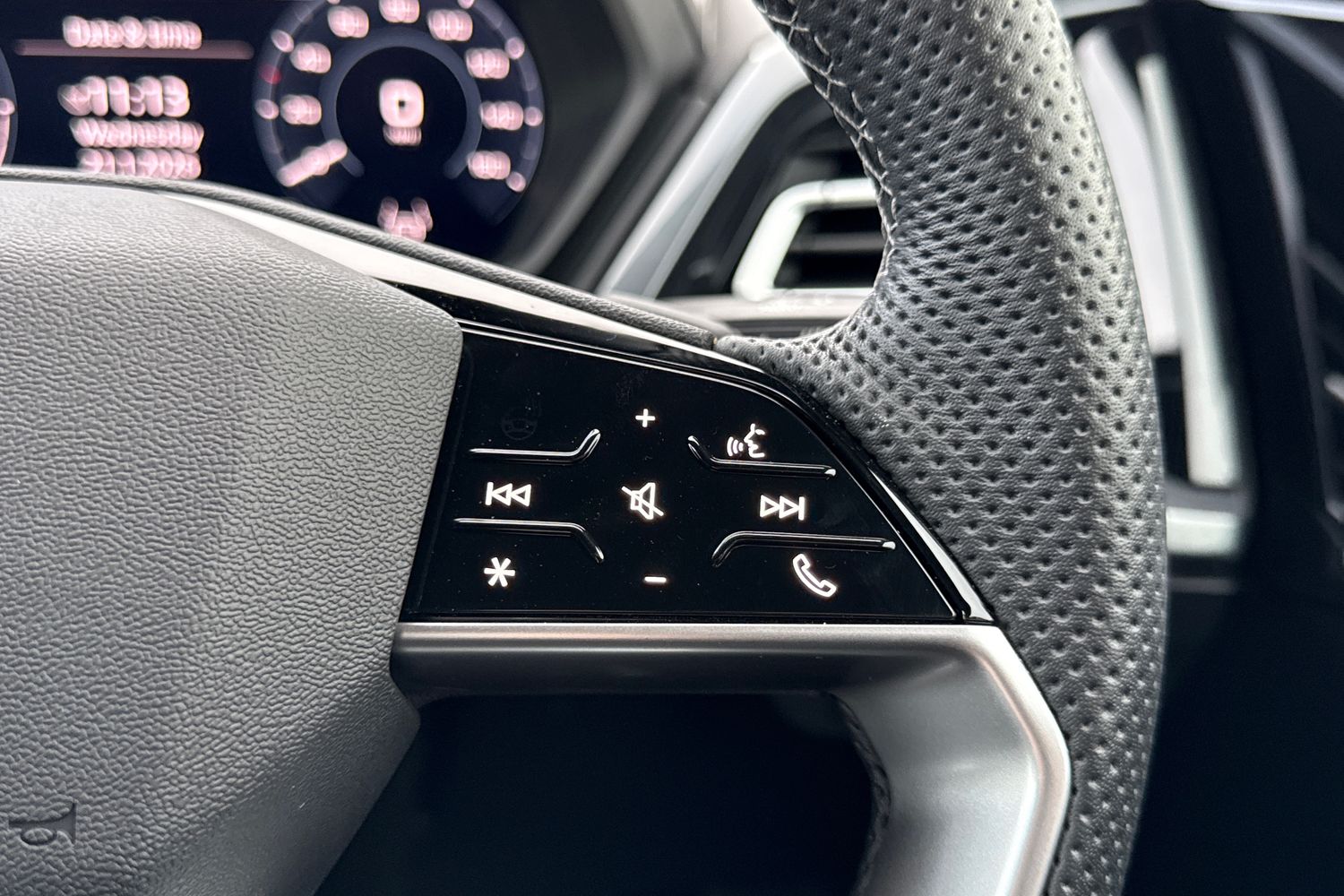 Used Audi Q4 e-tron 2025 for sale - 77368682: Photo 51