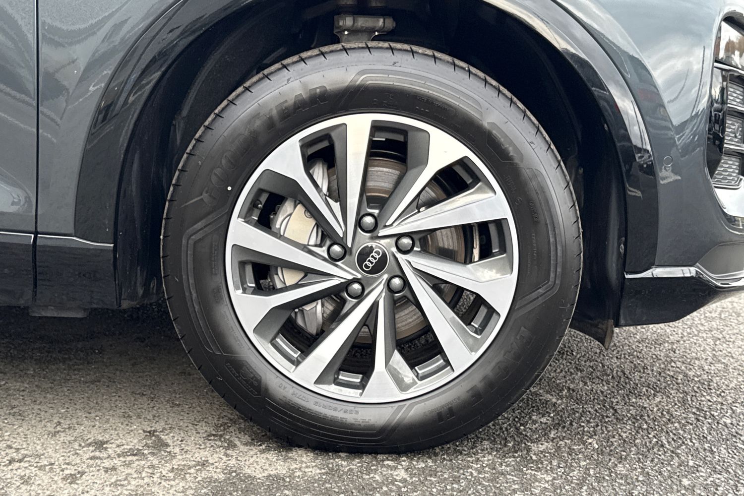 Used Audi Q6 e-tron 2024 for sale - 77287158: Photo 11