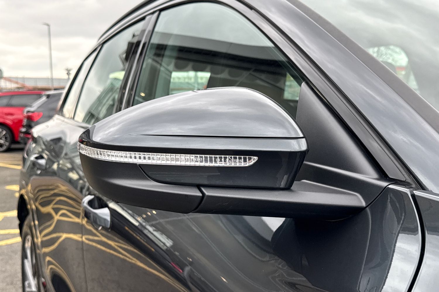 Used Audi Q6 e-tron 2024 for sale - 77287158: Photo 32