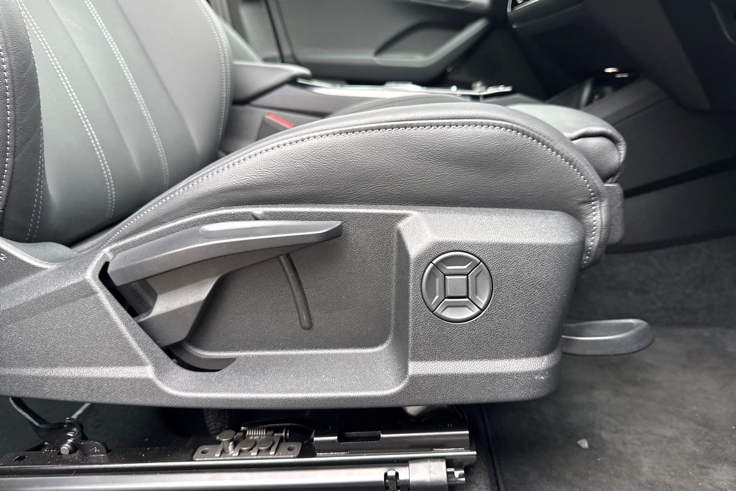 Used Audi Q6 e-tron 2024 for sale - 77287158: Photo 45