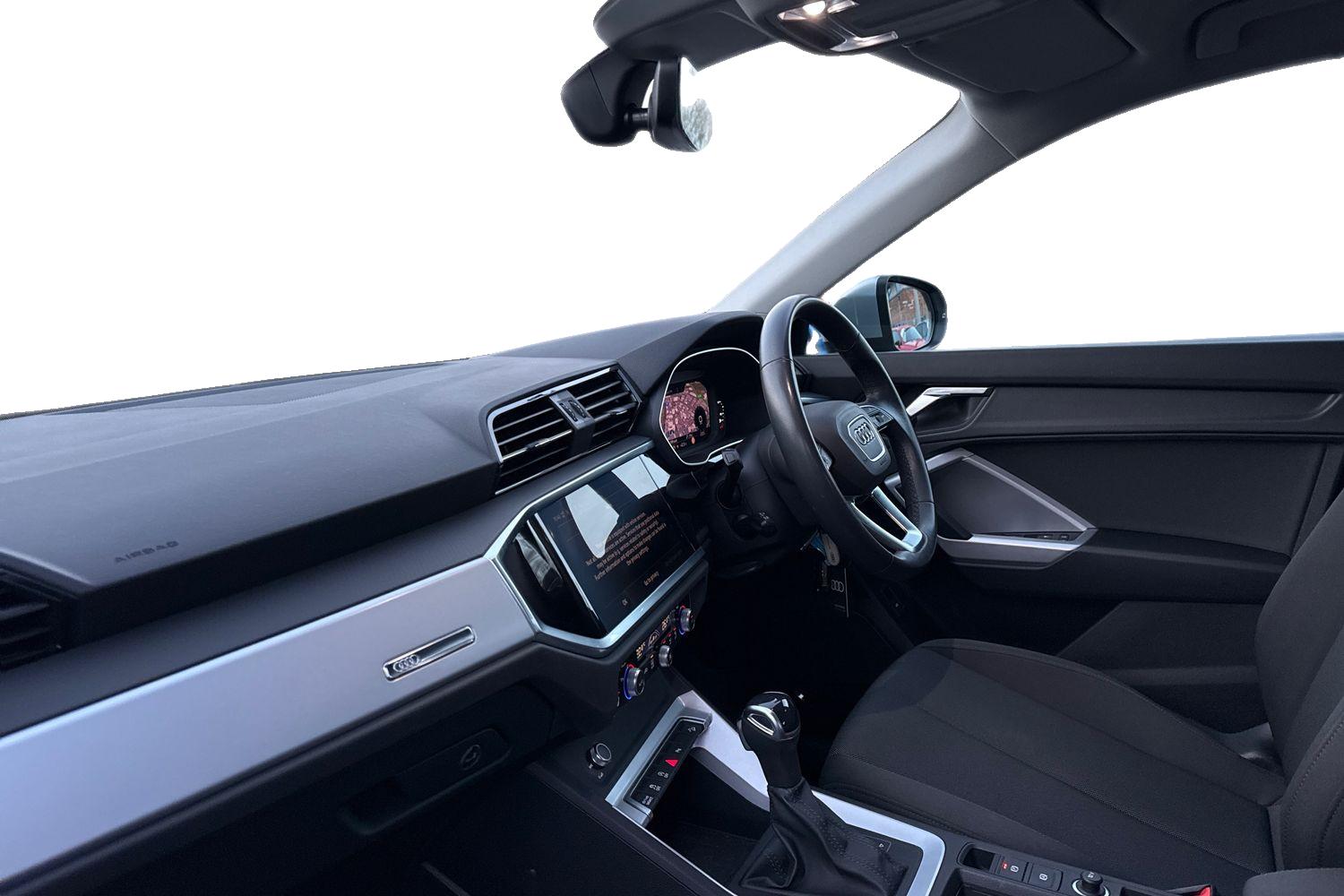 Used Audi Q3 2023 for sale - 77152619: Photo 15