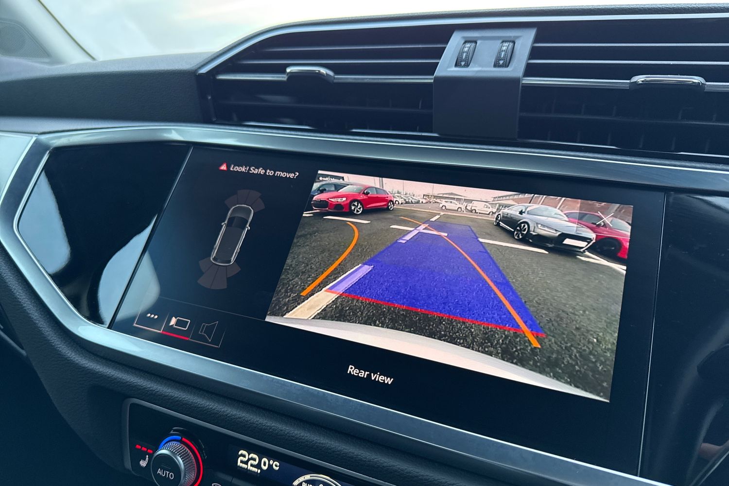 Used Audi Q3 2023 for sale - 77152619: Photo 56