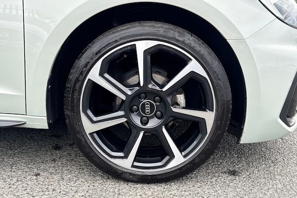 Used Audi A1 2024 for sale - 76126171: Photo 11