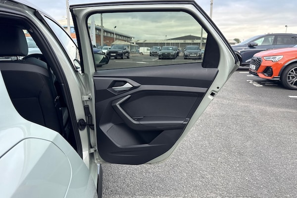 Used Audi A1 2024 for sale - 76126171: Photo 41