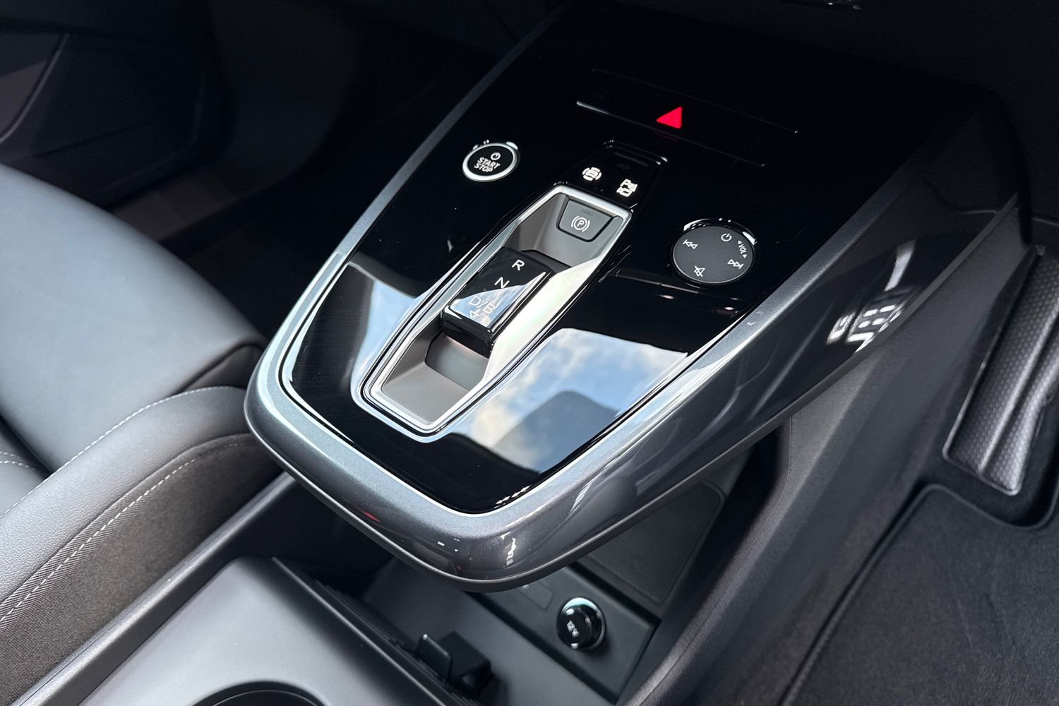 Used Audi Q4 e-tron 2025 for sale - 76968042: Photo 22