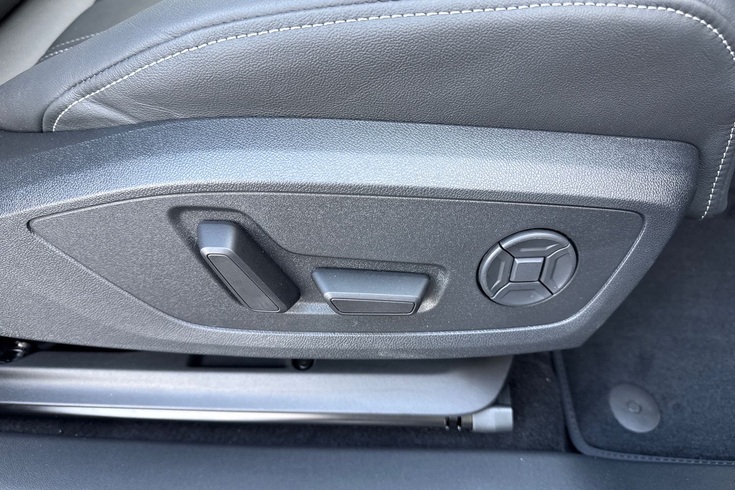 Used Audi Q4 e-tron 2025 for sale - 76968042: Photo 32