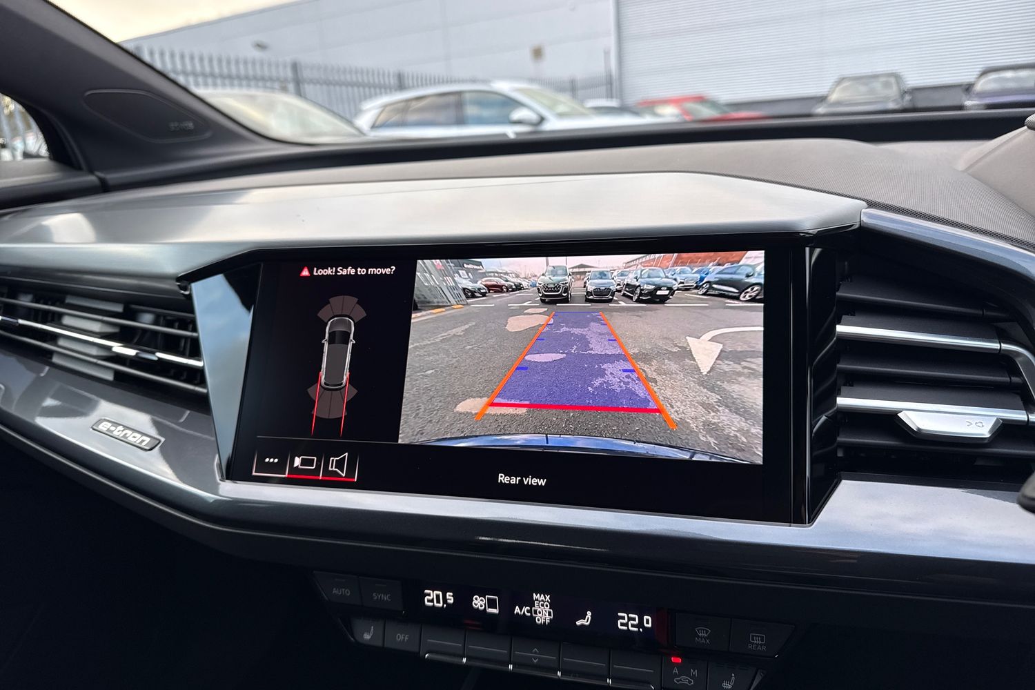 Used Audi Q4 e-tron 2025 for sale - 76968042: Photo 48