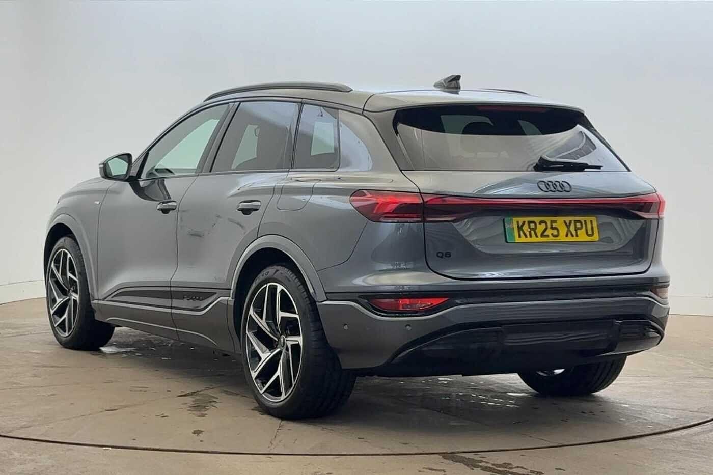 Used Audi Q6 e-tron 2025 for sale - 76469284: Photo 2