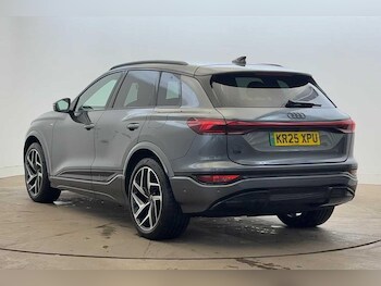 Used Audi Q6 e-tron 2025 for sale - 76469284: Photo