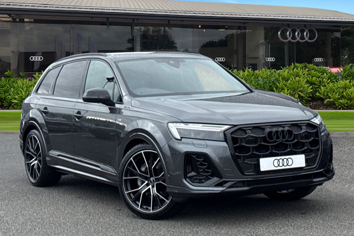 Used Audi Q7 2025 for sale - 76093393: Photo 1