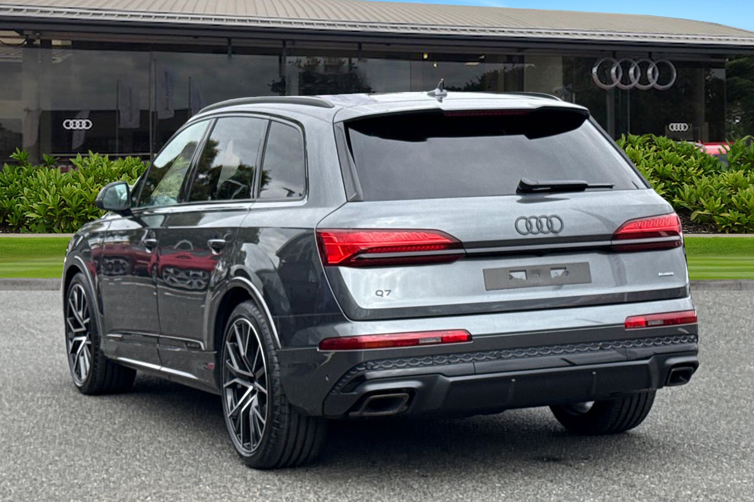 Used Audi Q7 2025 for sale - 76093393: Photo 2