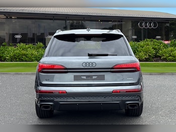 Used Audi Q7 2025 for sale - 76093393: Photo 4