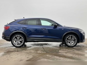 Used Audi Q3 2025 for sale - 79068654: Photo