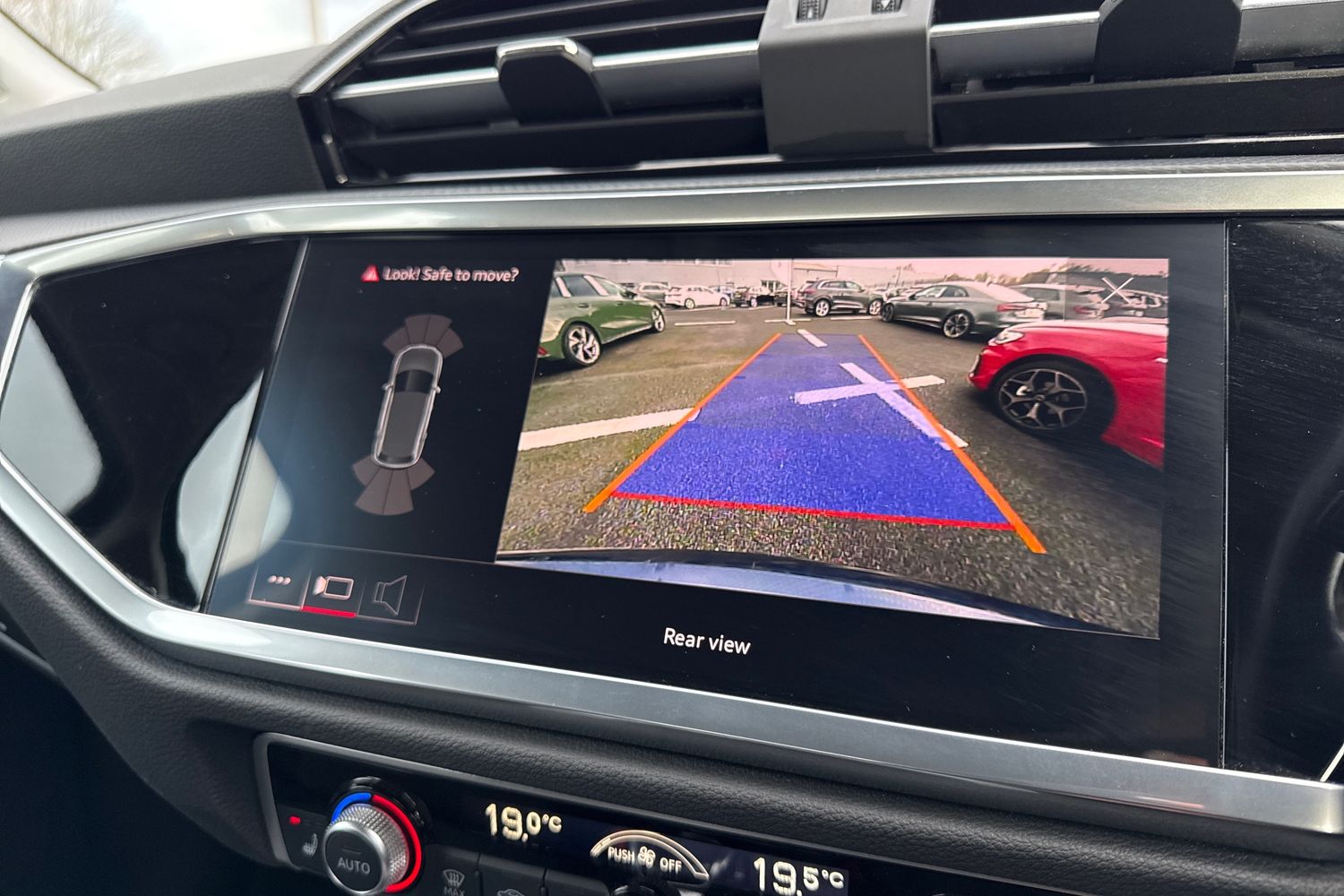 Used Audi Q3 2022 for sale - 77275374: Photo 54