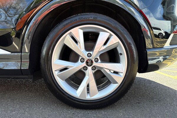 Used Audi Q4 e-tron 2025 for sale - 74559738: Photo 12
