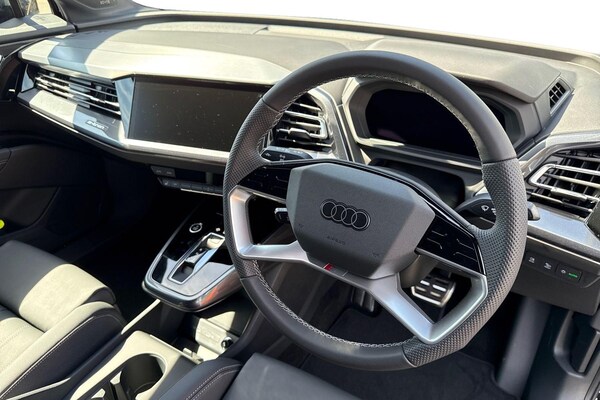 Used Audi Q4 e-tron 2025 for sale - 74559738: Photo 13
