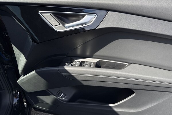 Used Audi Q4 e-tron 2025 for sale - 74559738: Photo 20
