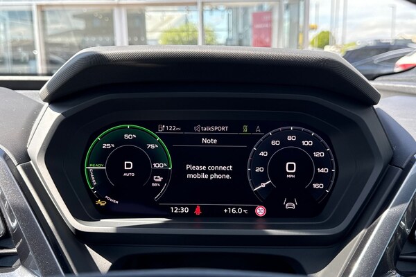 Used Audi Q4 e-tron 2025 for sale - 74559738: Photo 32