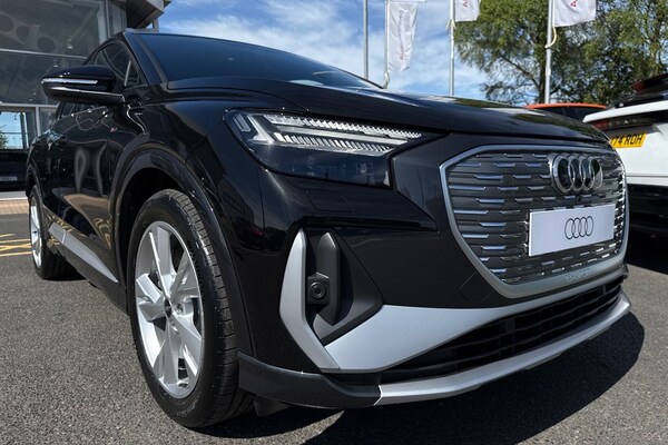 Used Audi Q4 e-tron 2025 for sale - 74559738: Photo 8