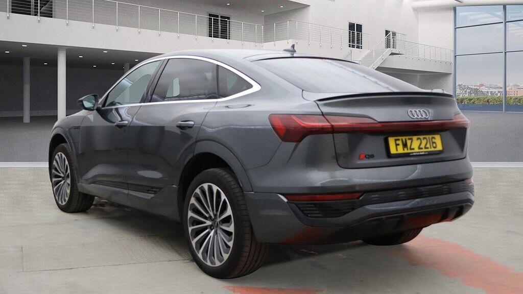 Used Audi Q8 e-tron 2024 for sale - 77083961: Photo 3