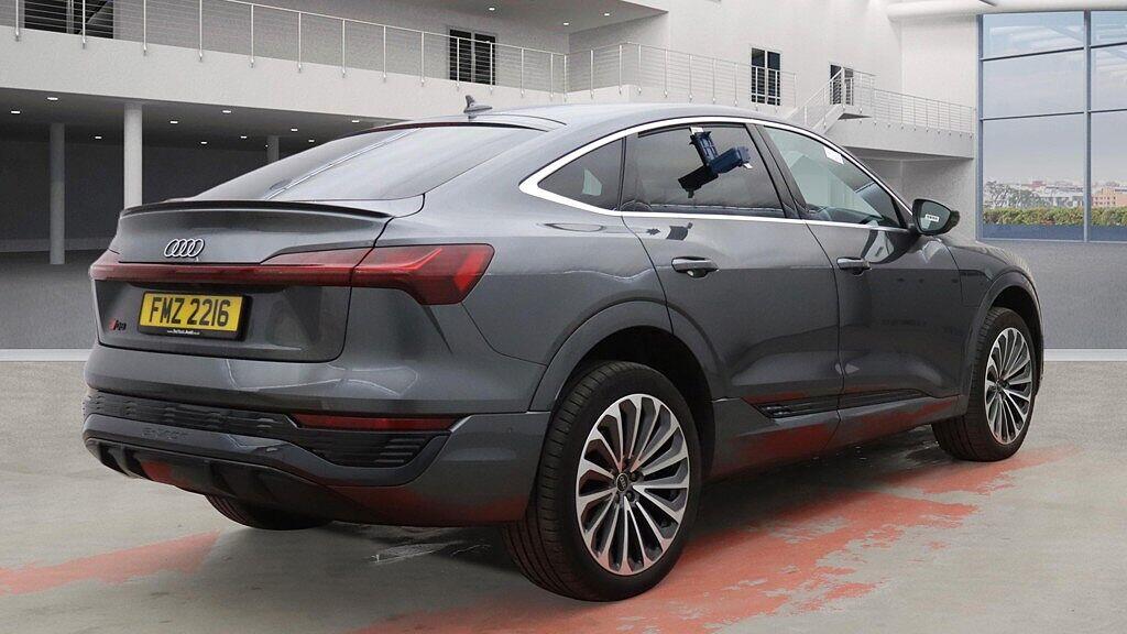 Used Audi Q8 e-tron 2024 for sale - 77083961: Photo 4