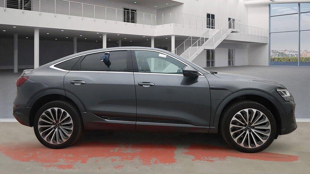 Used Audi Q8 e-tron 2024 for sale - 77083961: Photo 6