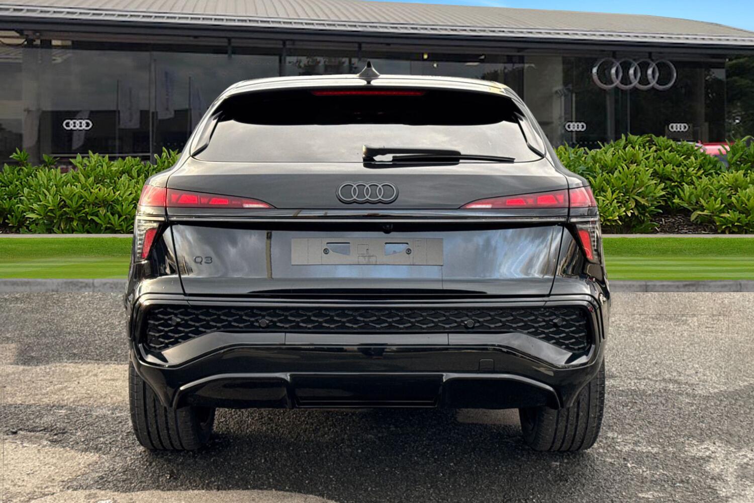 Used Audi Q3 2025 for sale - 76968086: Photo 4