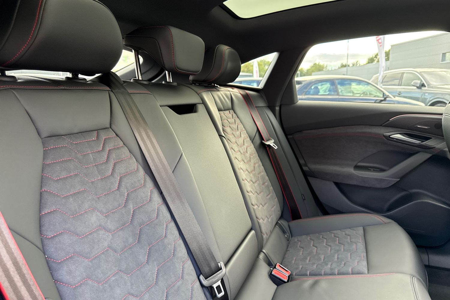 Used Audi A6 e-tron Avant 2025 for sale - 76636923: Photo 18