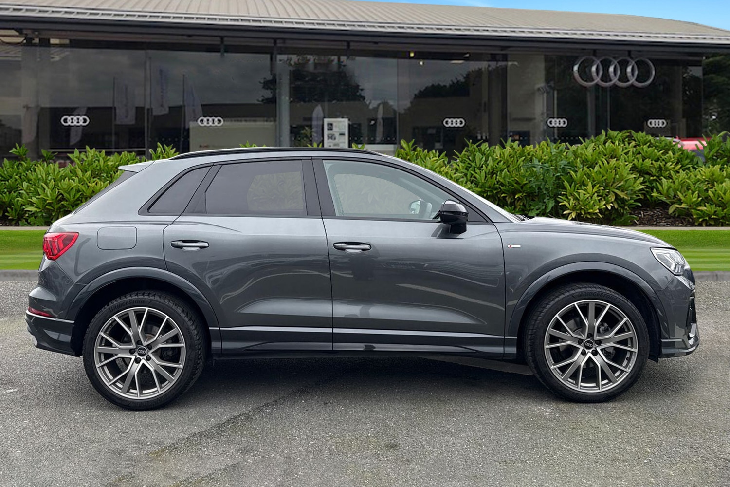 Used Audi Q3 2025 for sale - 77334260: Photo 3