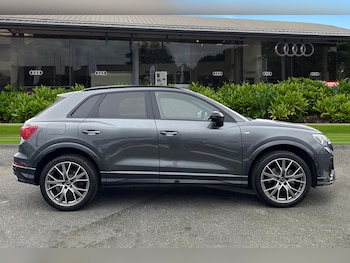 Used Audi Q3 2025 for sale - 77334260: Photo