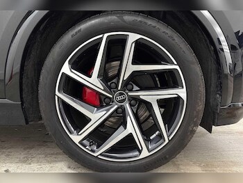 Used Audi Q6 e-tron 2025 for sale - 77187530: Photo