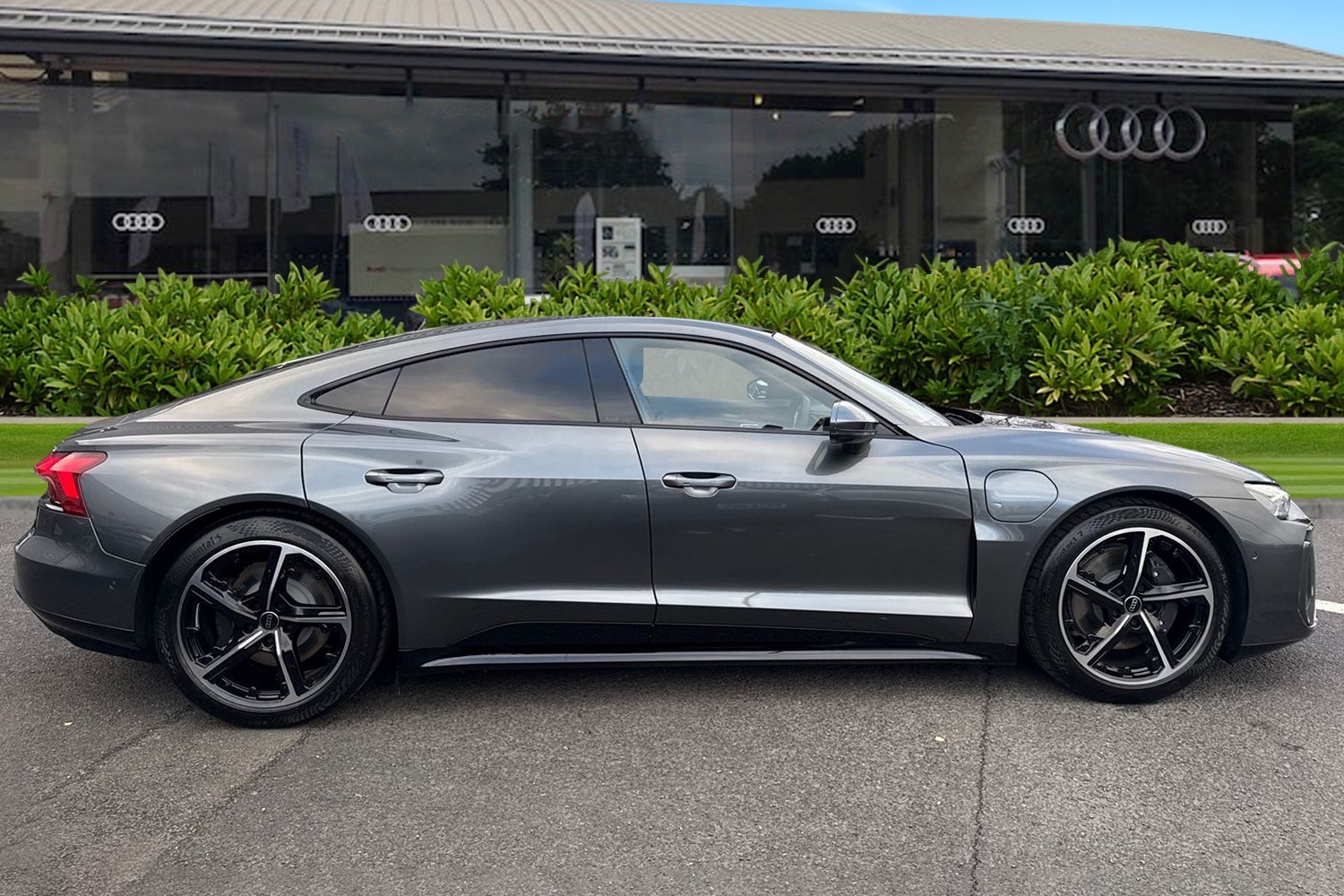 Used Audi e-tron GT 2026 for sale - 77593610: Photo 3