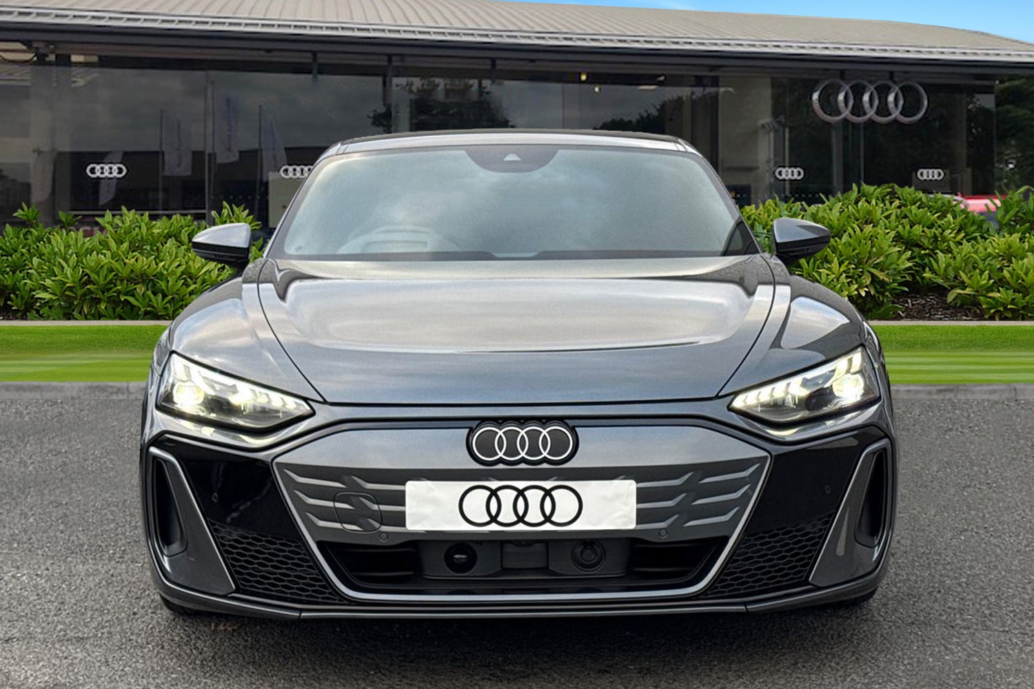 Used Audi e-tron GT 2026 for sale - 77593610: Photo 5