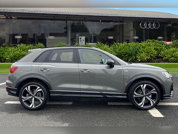 Used Audi Q3 2026 for sale - 77463158: Photo