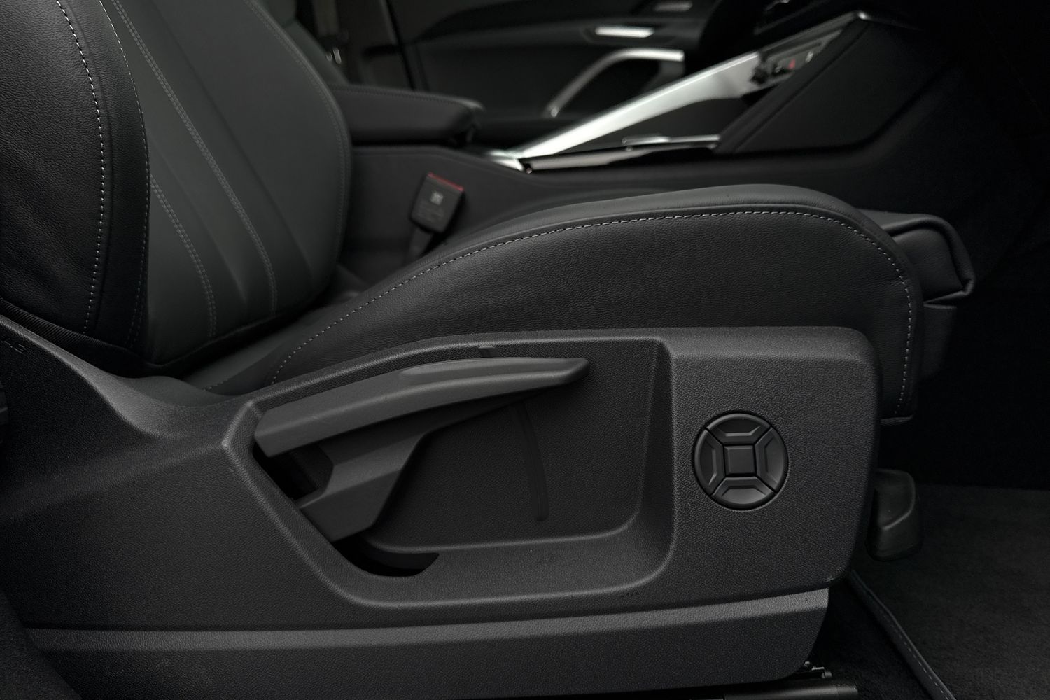 Used Audi Q5 2025 for sale - 76558259: Photo 45