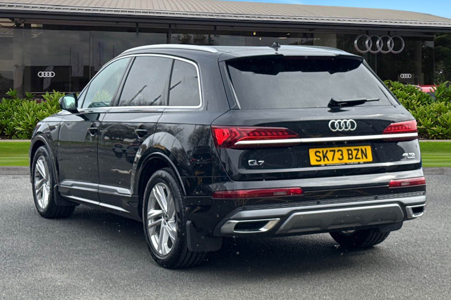 Used Audi Q7 2023 for sale - 78077398: Photo 2