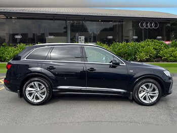 Used Audi Q7 2023 for sale - 78077398: Photo