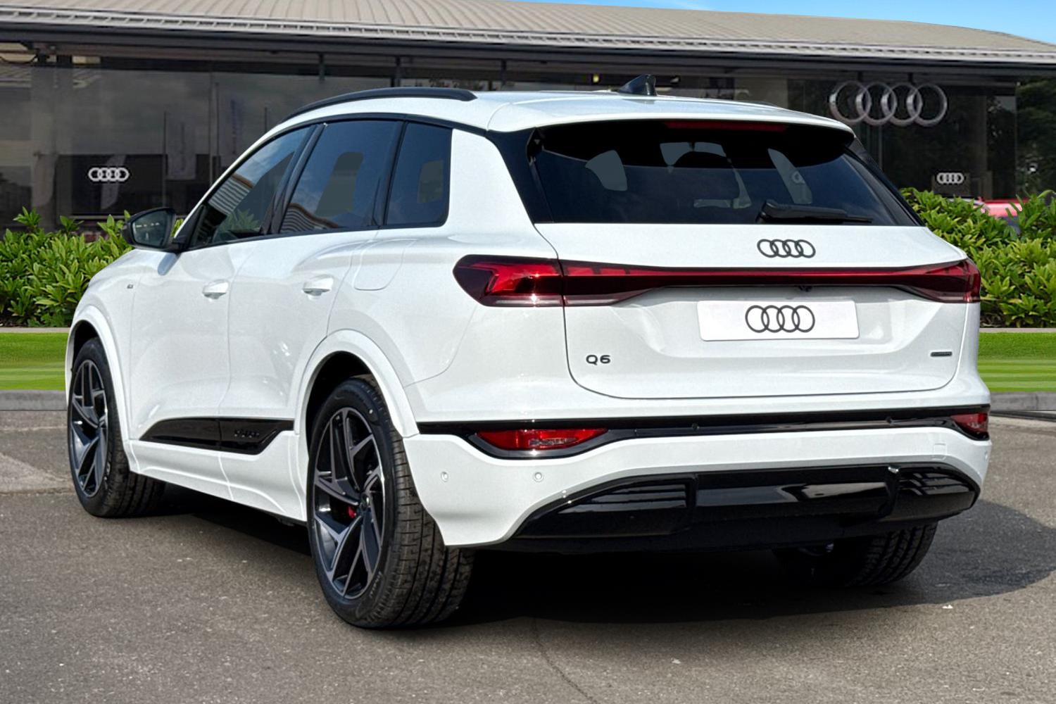 Used Audi Q6 e-tron 2025 for sale - 76649183: Photo 2