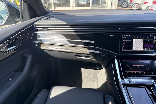 Used Audi Q8 2025 for sale - 74780720: Photo 19