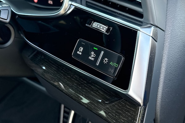 Used Audi Q8 2025 for sale - 74780720: Photo 40