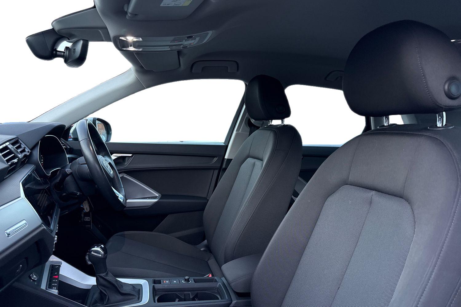 Used Audi Q3 2023 for sale - 77368643: Photo 16