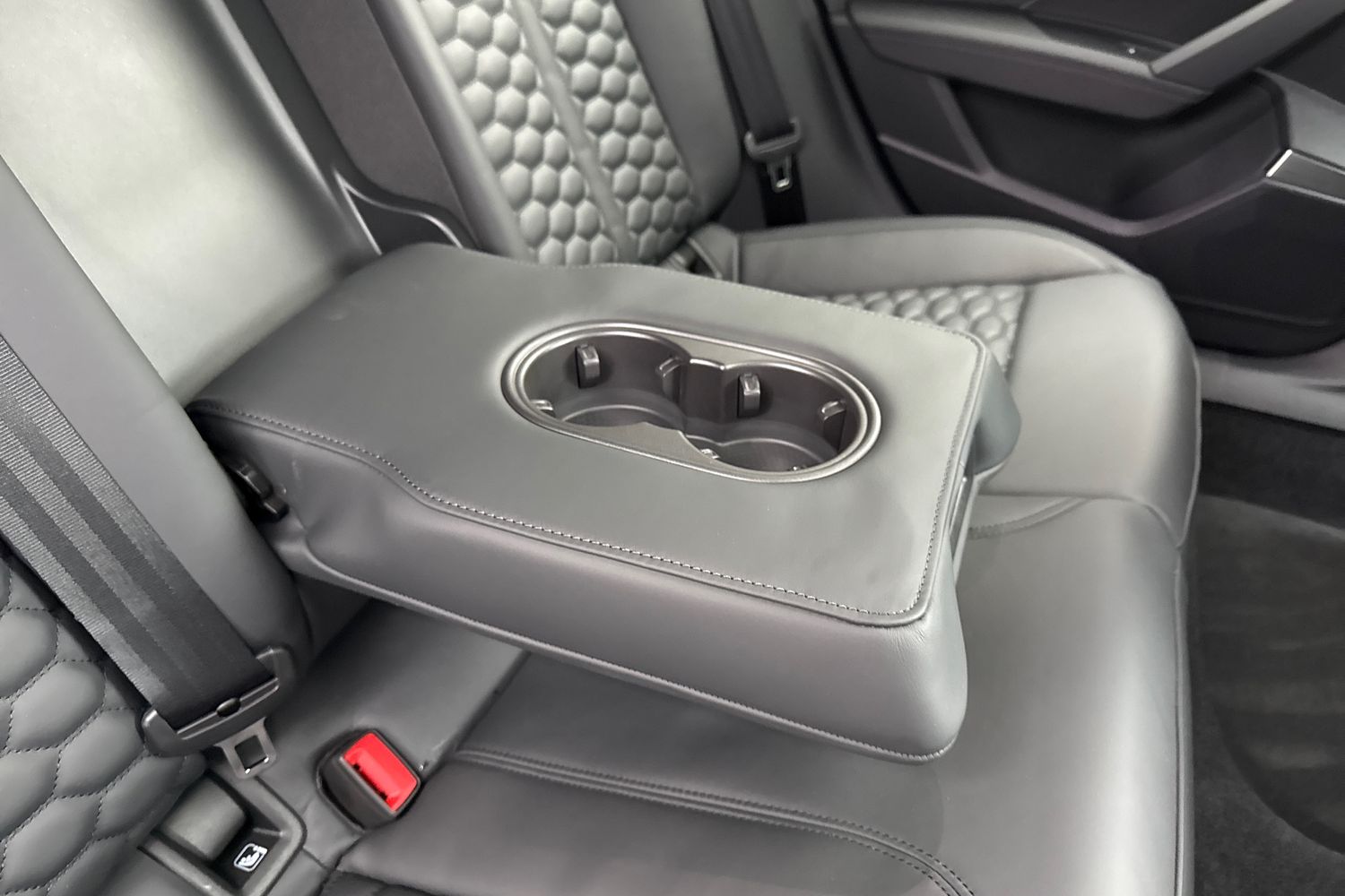 Used Audi RS3 2024 for sale - 76732469: Photo 42