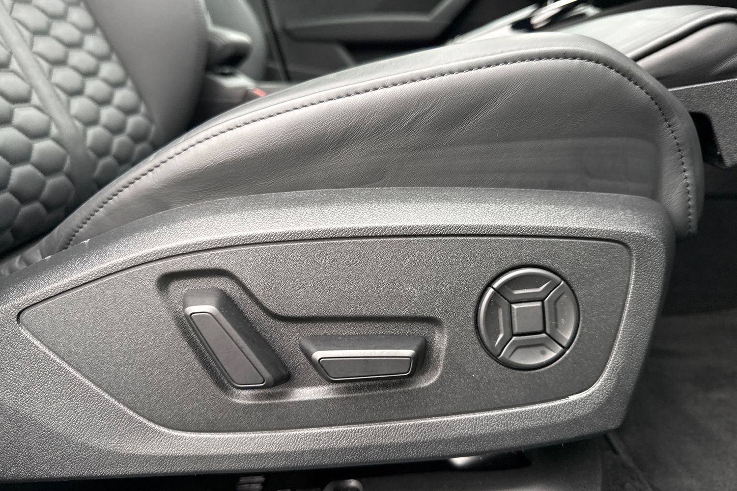 Used Audi RS3 2024 for sale - 76732469: Photo 45